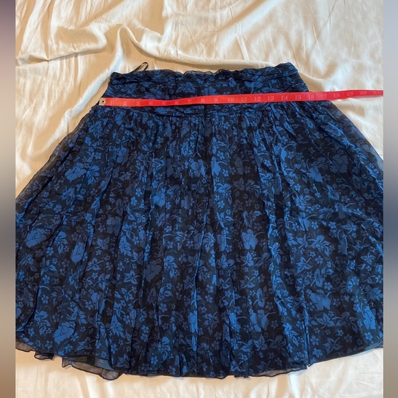 Banana Republic Flowy Floral Skirt - Picture 4 of 4